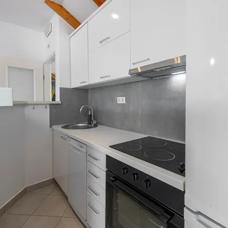 Mirna アパート ドゥブロブニク