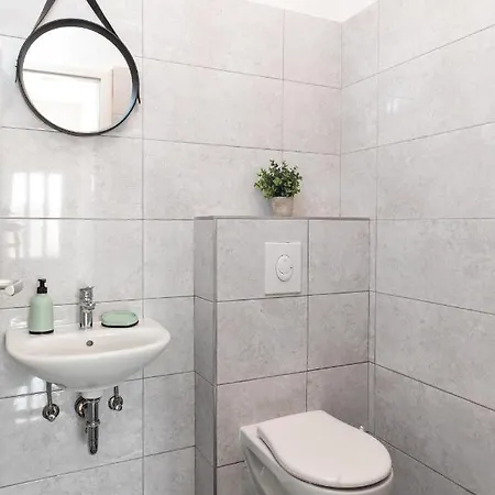 Mirna Ντουμπρόβνικ