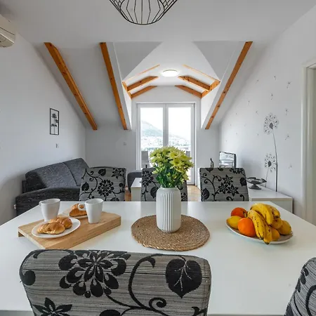 Mirna *