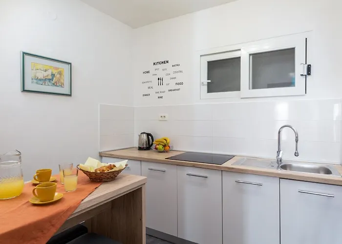 Apartamento Mirna *