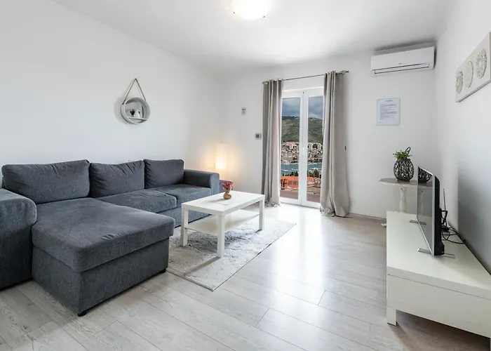 Mirna Apartamento